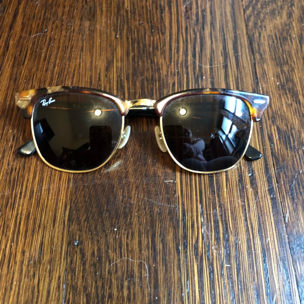 Ray Ban Sunglasses - crack in one lens